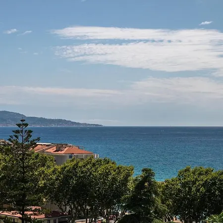 Le Coq Piacere - Garage - Ac - Wi-fi - Sea View Apartament